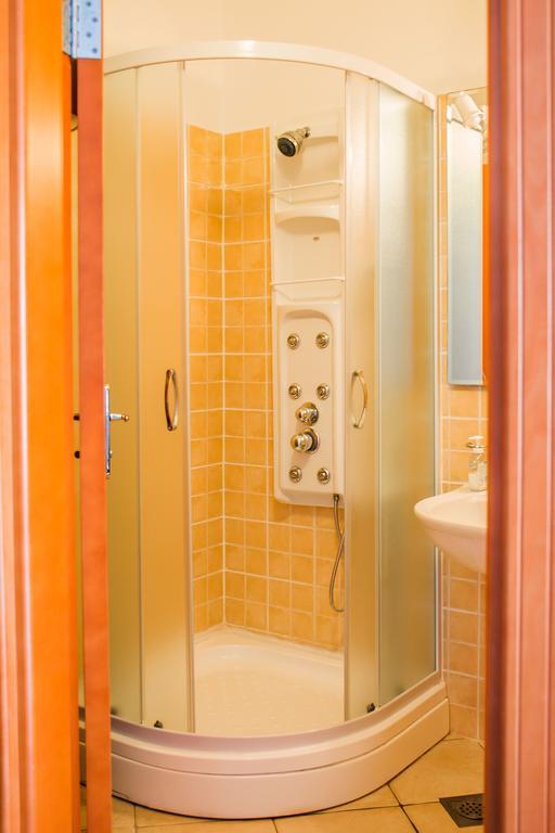 הרצג-נובי Apartments Riverside מראה חיצוני תמונה
